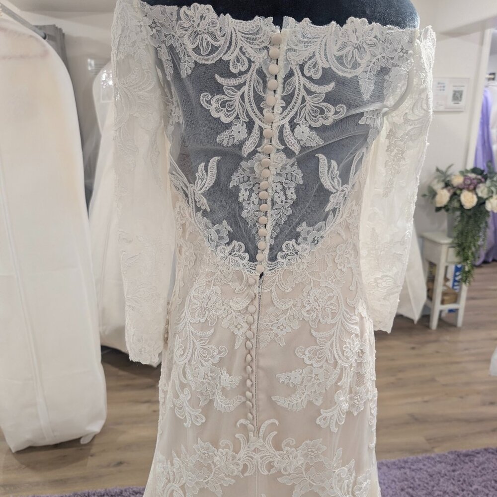 Morilee 5477 Ivory Fit and Flare Wedding Dress Size 10 - Picture 7 of 13
